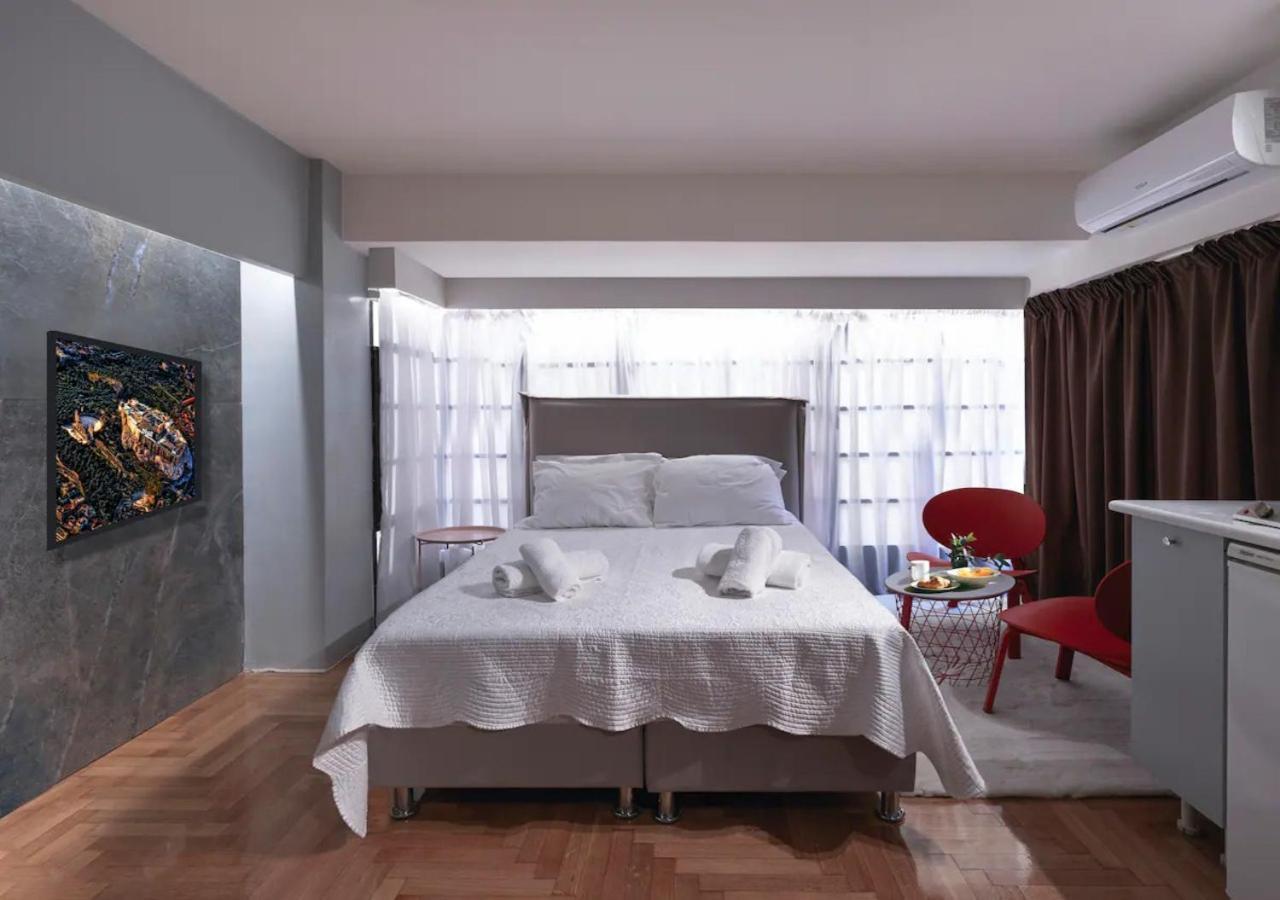 Chic Studio In Athens Center Экстерьер фото